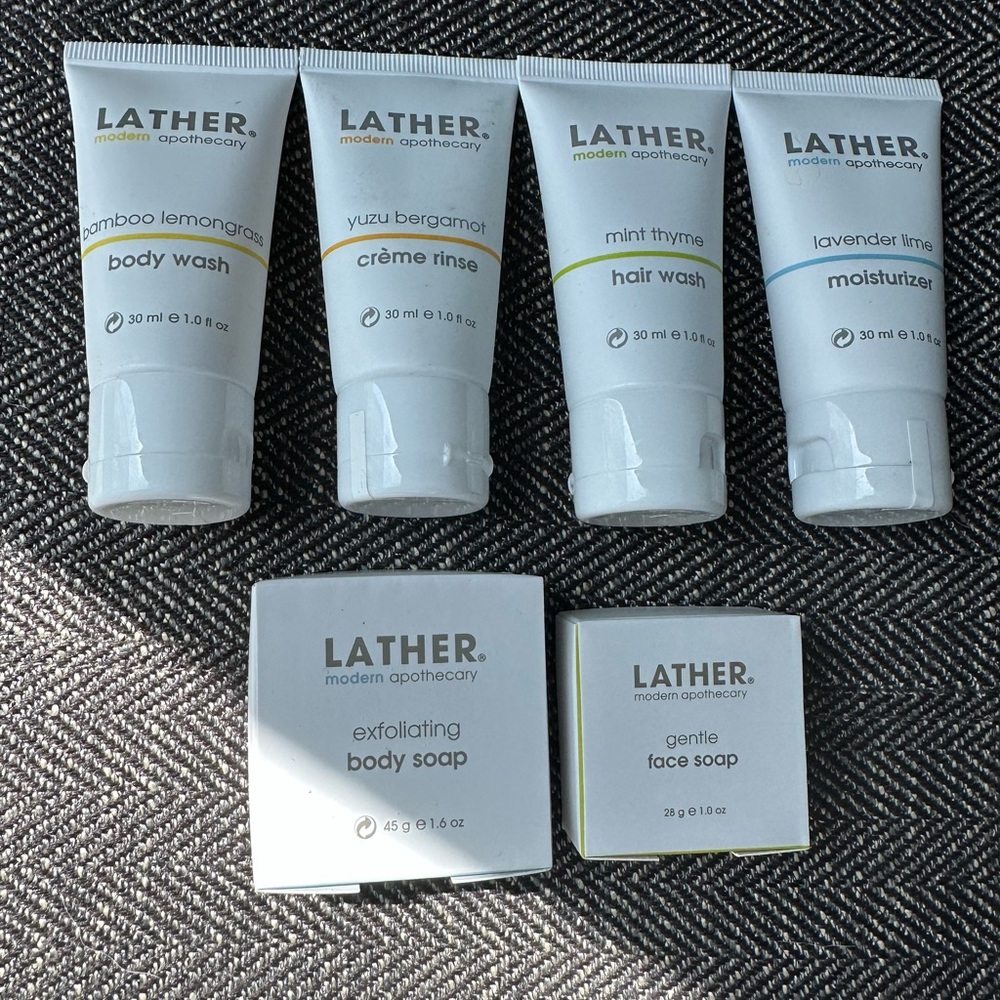 LATHER travel set 6 pieces